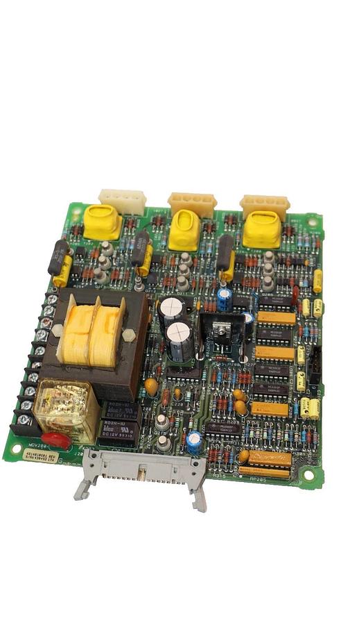 Used Cutler Hammer Soft Start Control Board 4D14809H01 , 4D14810G01 , C204-R256