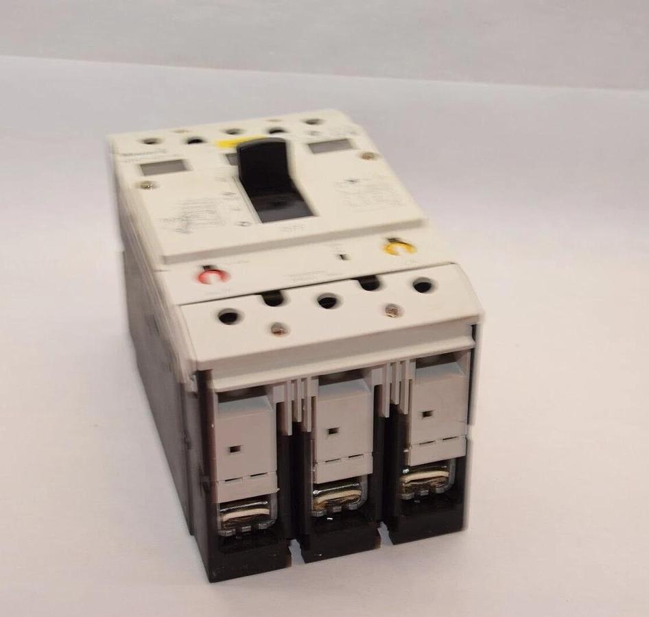 Used MOELLER NZM7-40S-NA NZM740SNA 40Amp 40 A Amp Circuit Breaker  25-40Amp Trip