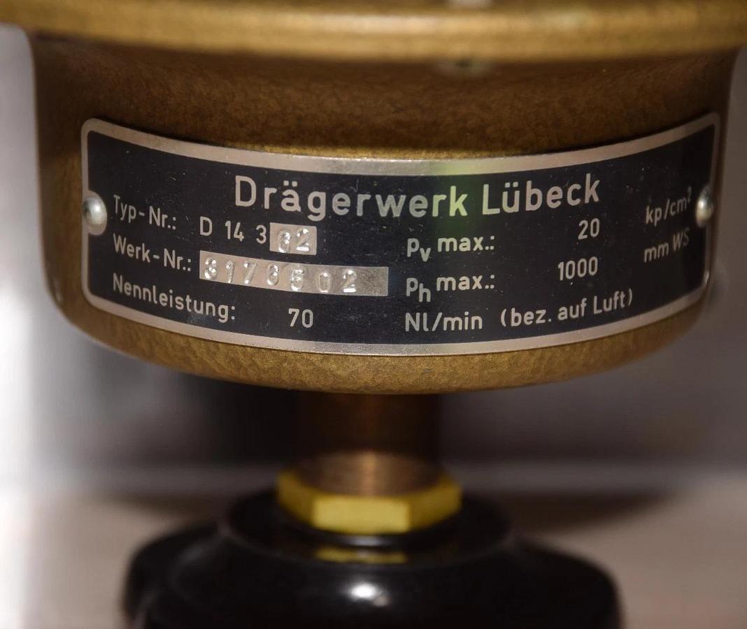 DRAGERWERK LUBECK 3176502 D14362 200kp 1000mm 70 PRESSURE REDUCER NEW