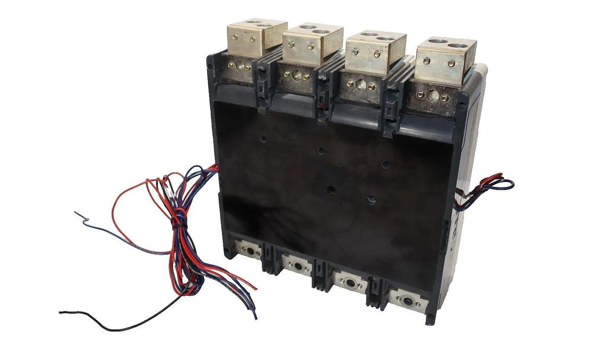Used Cutler Hammer Breaker 400A Molded Case 4P 1493D84G16 A1L4LPK A3X4PK Trip LT4400T