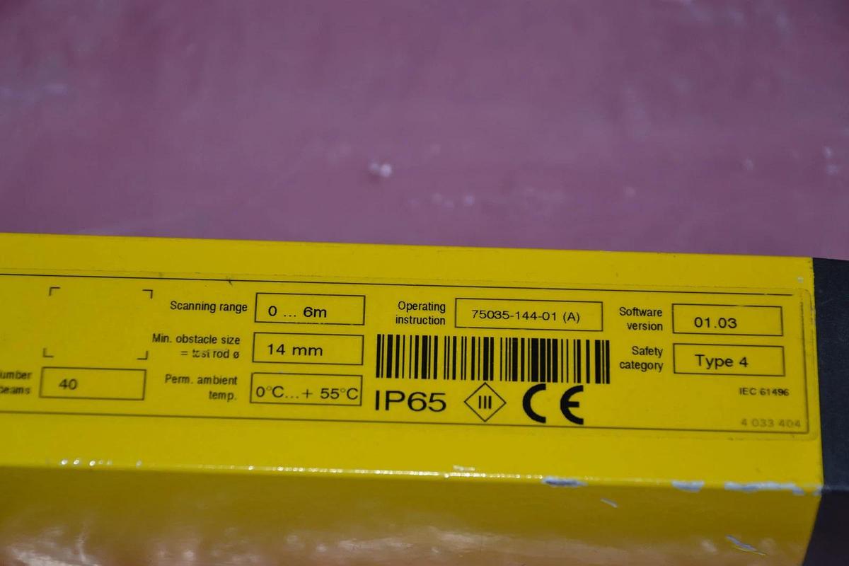 Used Allen Bradley Safety Light Curtain Sensor TA40314DACD A 442L 24V 24 V