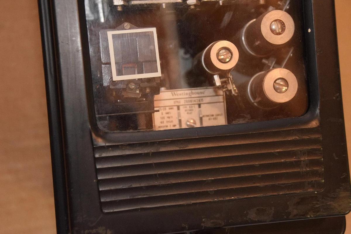 Used Westinghouse KD-1 Distance Relay 289B142A15 .75-2.0 Ohms 5A 120V