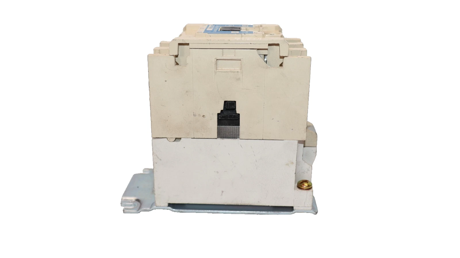 Cutler-Hammer Eaton Contactor CN15DN3 Size Sz 1 600V 27A 120v coil 3P CN15DN3AB