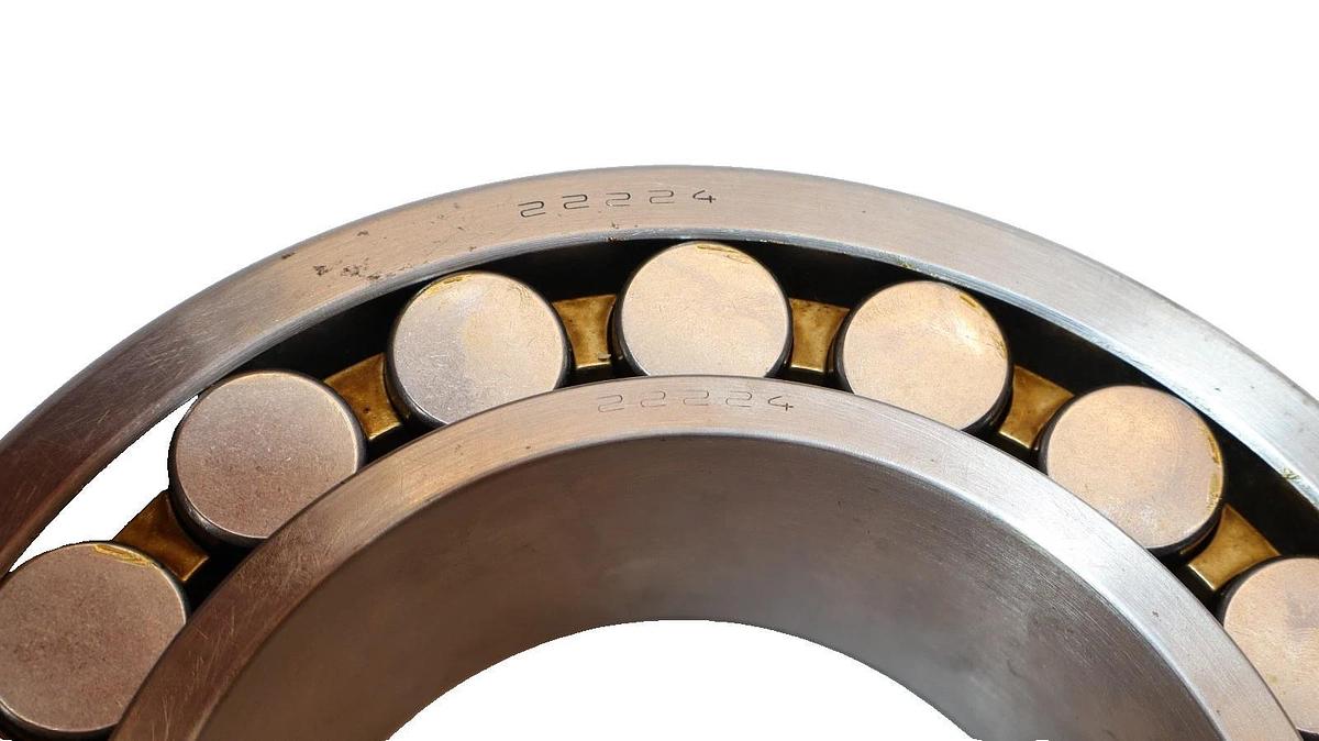 22224 Spherical Roller Bearing  (New)
