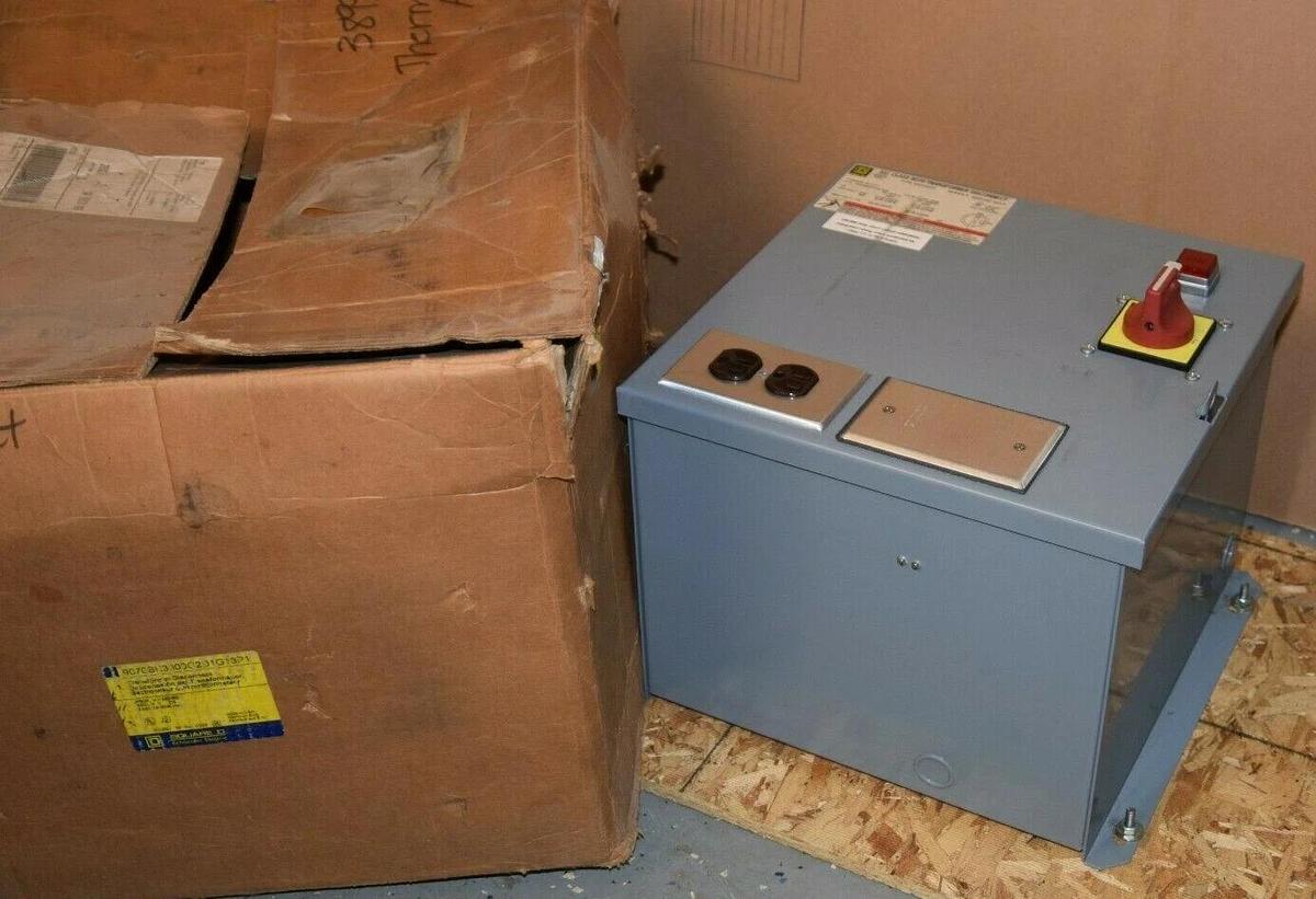 (NEW) SQUARE D 9070SKG3000G2 Ser A 600Vac 50/60Hz Transformer Disconnect