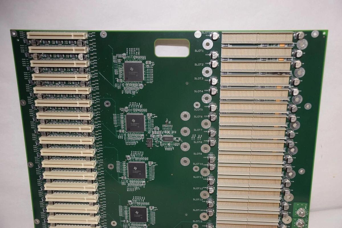 Used RADISYS CORP. 061-01305-0070 , 060-30461-0007 Circuit Board