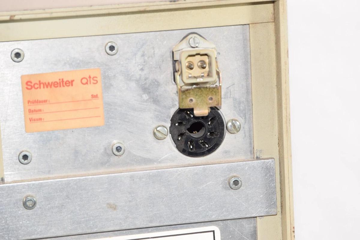 Used SCHWEITER 311.81610 311 81610 31181610 220V 50/60 Monitor