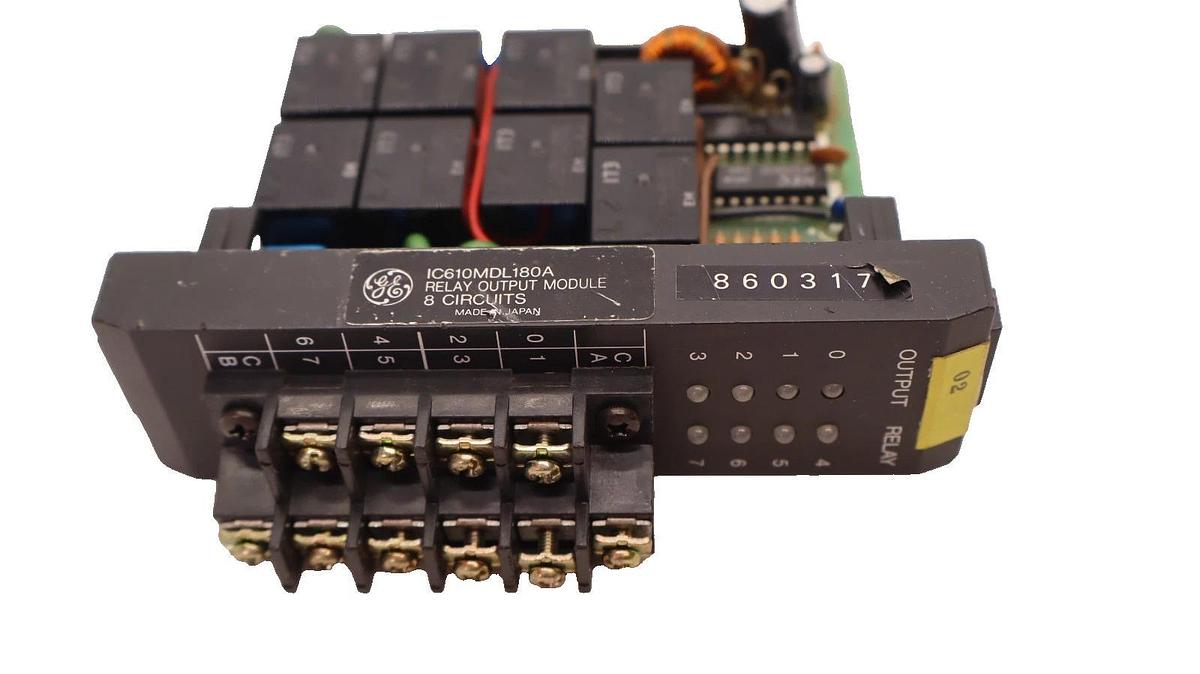 Used General Electric GE Output Module IC610MDL180A 8-Circuits Relay Output Module