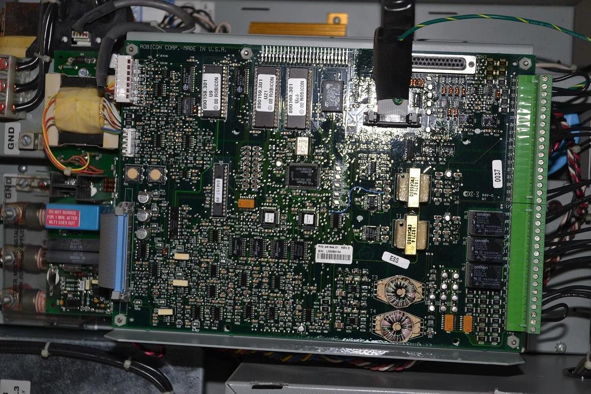 Used ROBICON 10HP 10hp AC DRIVE ID-454GT 3PH 460V  457G12.00