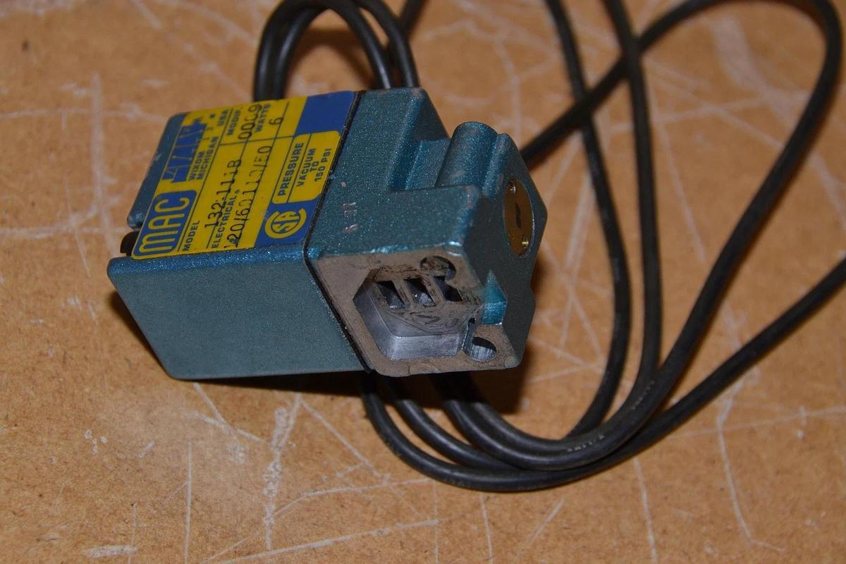 MAC VAVLES 132-111B 132111B 120/60 110/50 6W SOLENOID VAVLE NEW