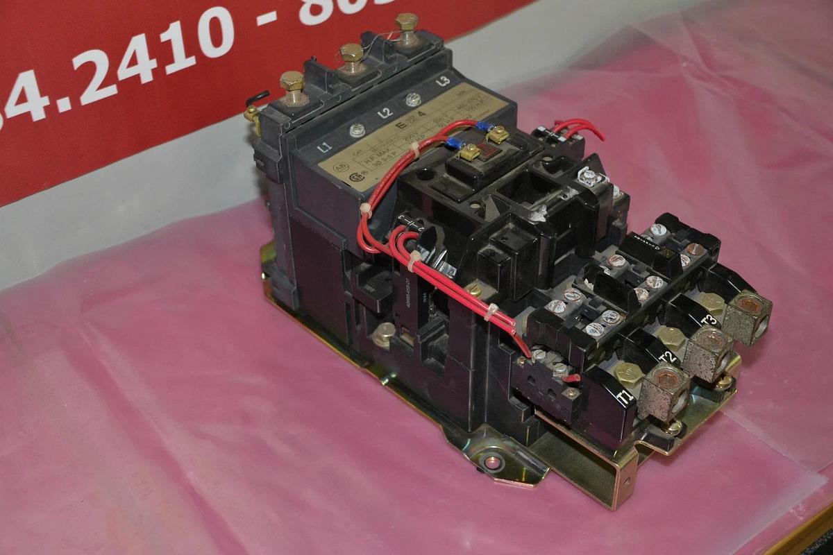Used ALLEN BRADLEY STARTER 80115-432-01 80115 432 01 8011543201 SIZE SZ 4 120v coil