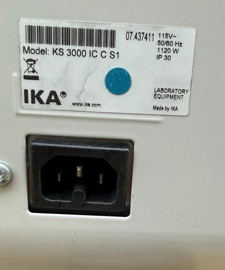 Used IKA Control Incubator Shaker KS3000 KS 3000 IC C S1 KS3000ICCS1 115v