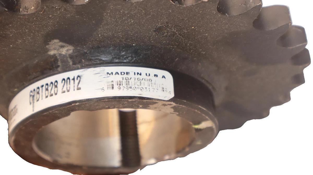 MARTIN 60BTB282012 , 60BTB28 2012 28-Teeth Sprocket NOS