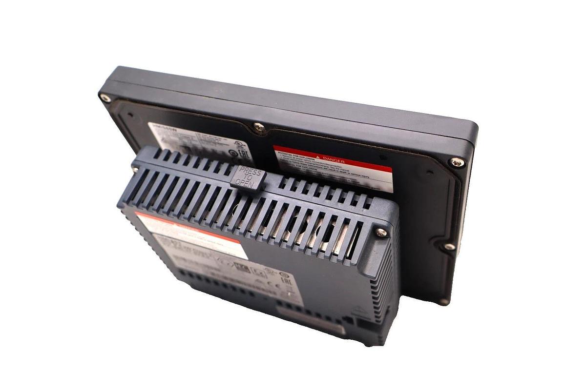 SCHNEIDER ELECTRIC HMIS85W With HMIS5T Touchscreen Display *Takeout - Read*