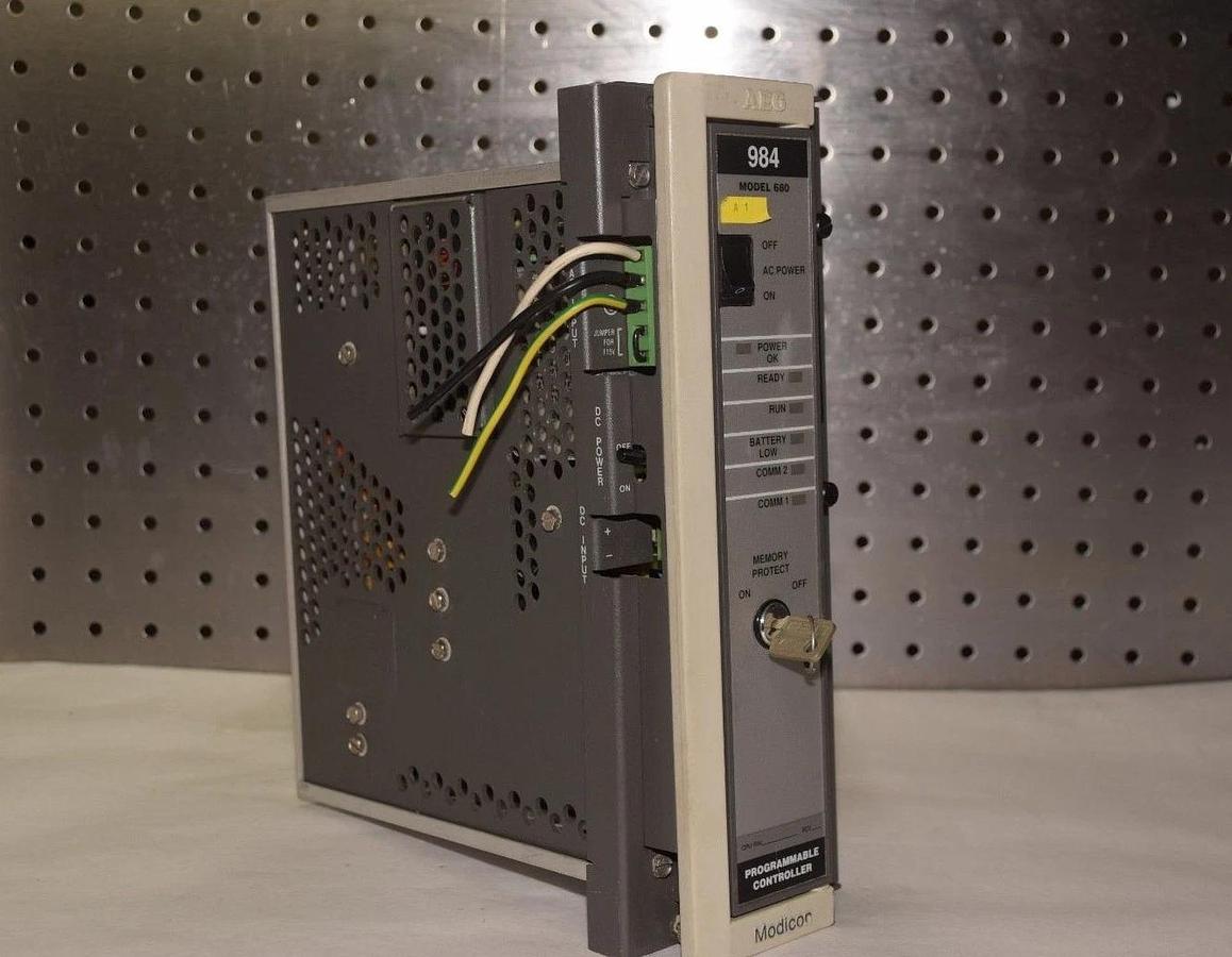 Used Gould PC-0984-680 Controller Module w/ Memory M680-008 mod E680-902 AS-9370-001