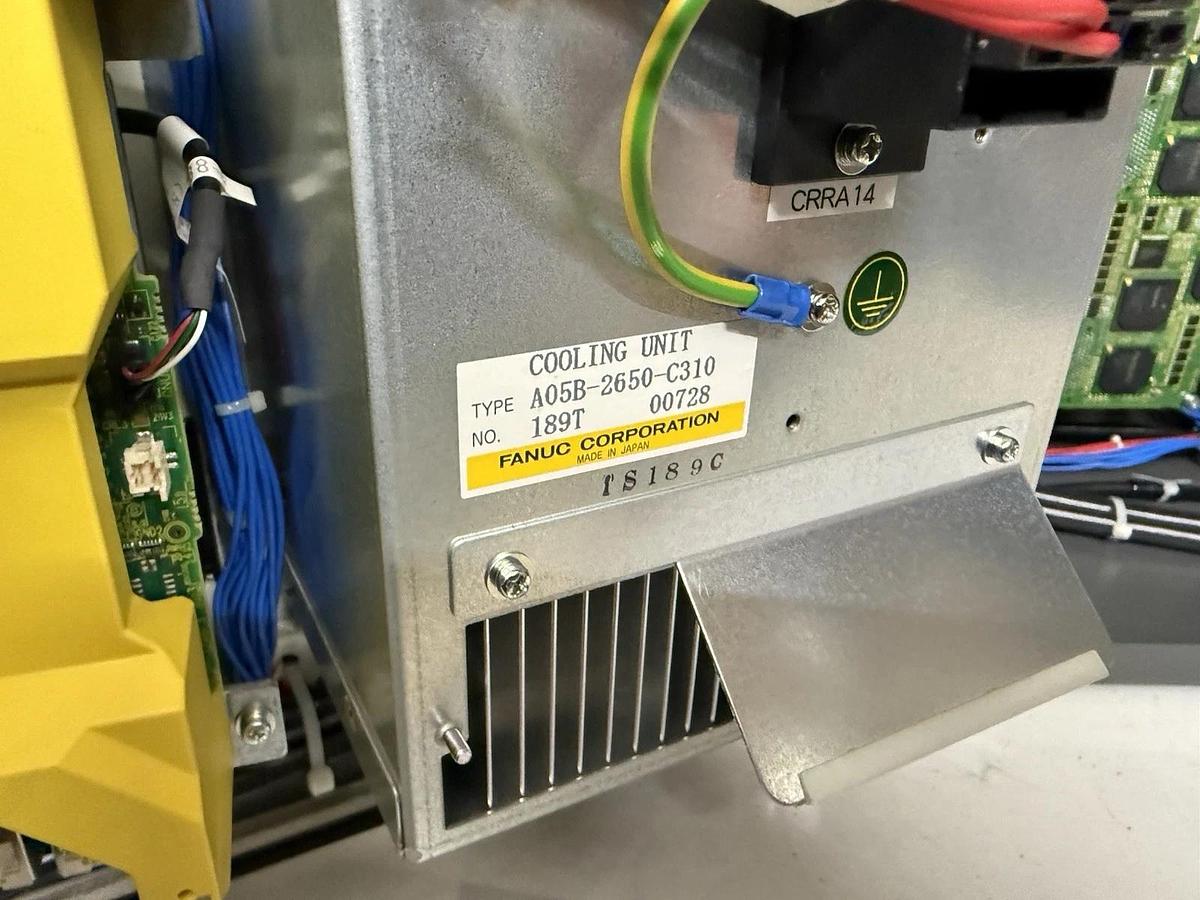 Refurbished Fanuc LR Mate 200iD Industrial Robot Controller A05B-2651-B011, for Robot Arm