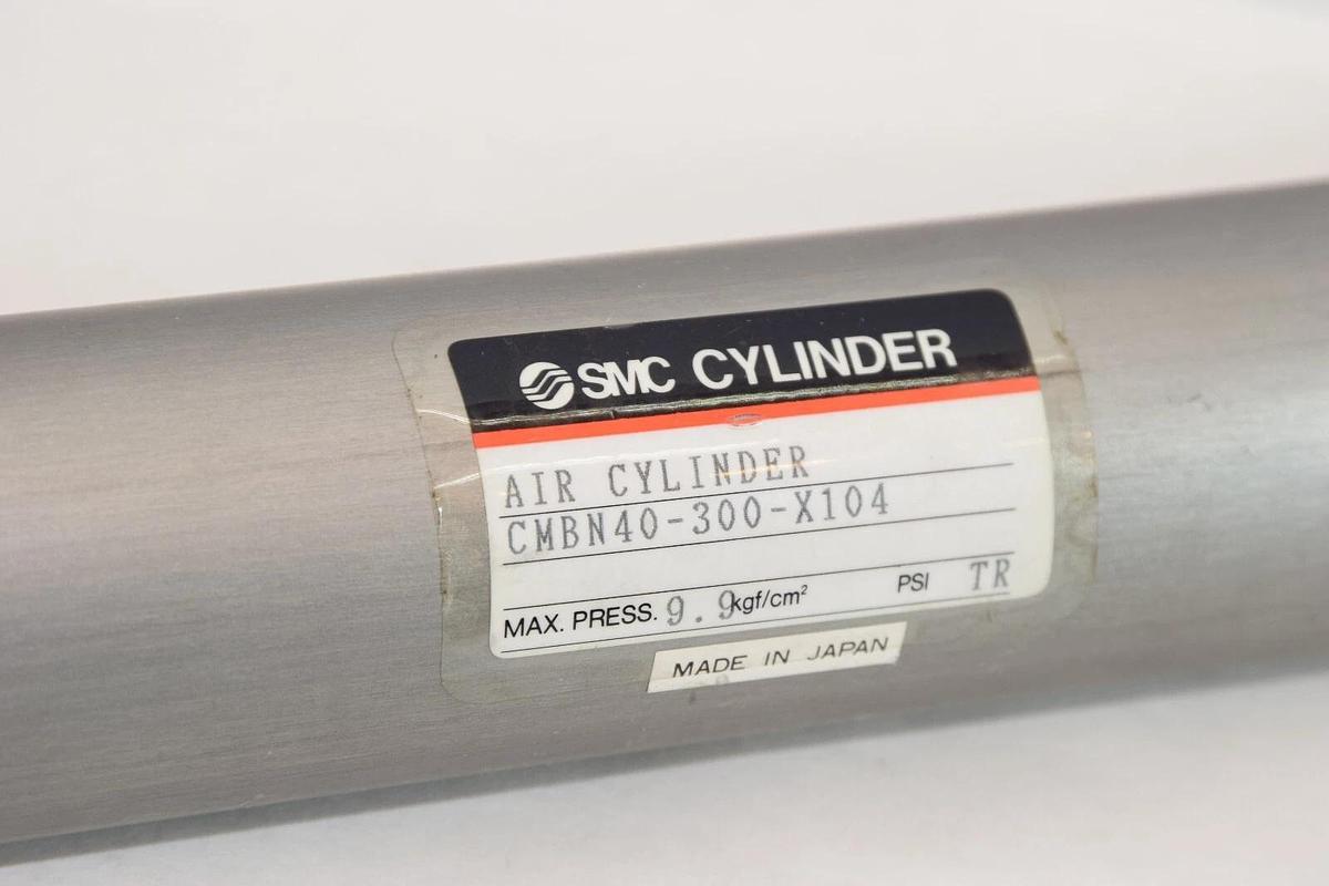 Used SMC CMBN40-300-X104 9.9kgf/cm2 Pneumatic Air Cylinder
