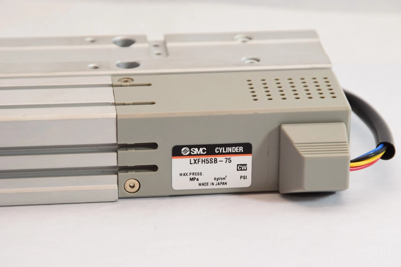 (NEW) SMC LXFH5SB-75 LXFH5SB75 Slide Actuator