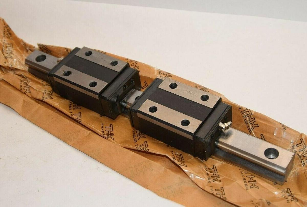 (NEW) THK HSR30R2ZZ+360L-II 360mm Length 30mm Bar Width Linear Guide