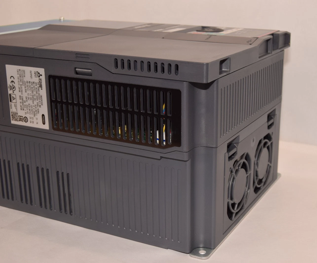 Mitsubishi Inverter A800-E FR-A840-00250-E1-N6 FRA84000250E1N6 3ph 380-500v *NIB