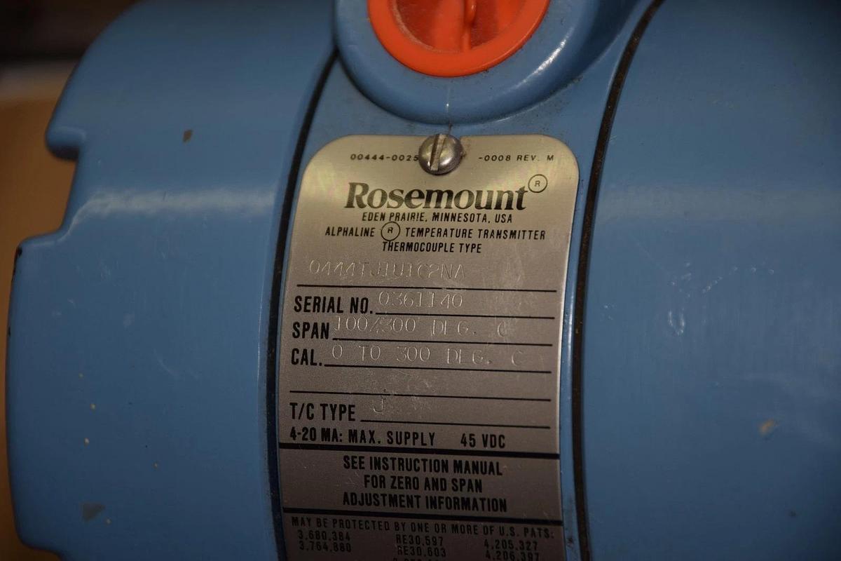 ROSEMOUNT 0444TJ1U1C2NA 0-300 DEGREE CELSIUS TYPE J TEMP. TRANSMITTER NEW