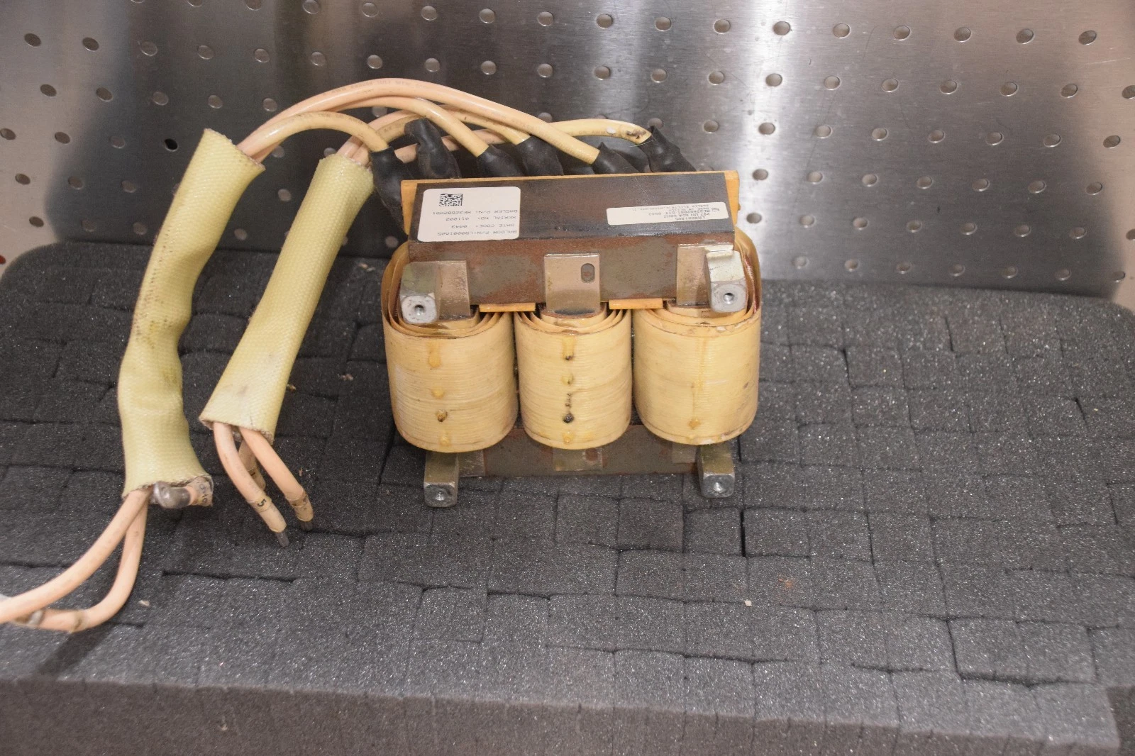 Used BASLER ELECTRIC BE32682001 G14 0943 Baldor LR0001A05, 297 UH 65A