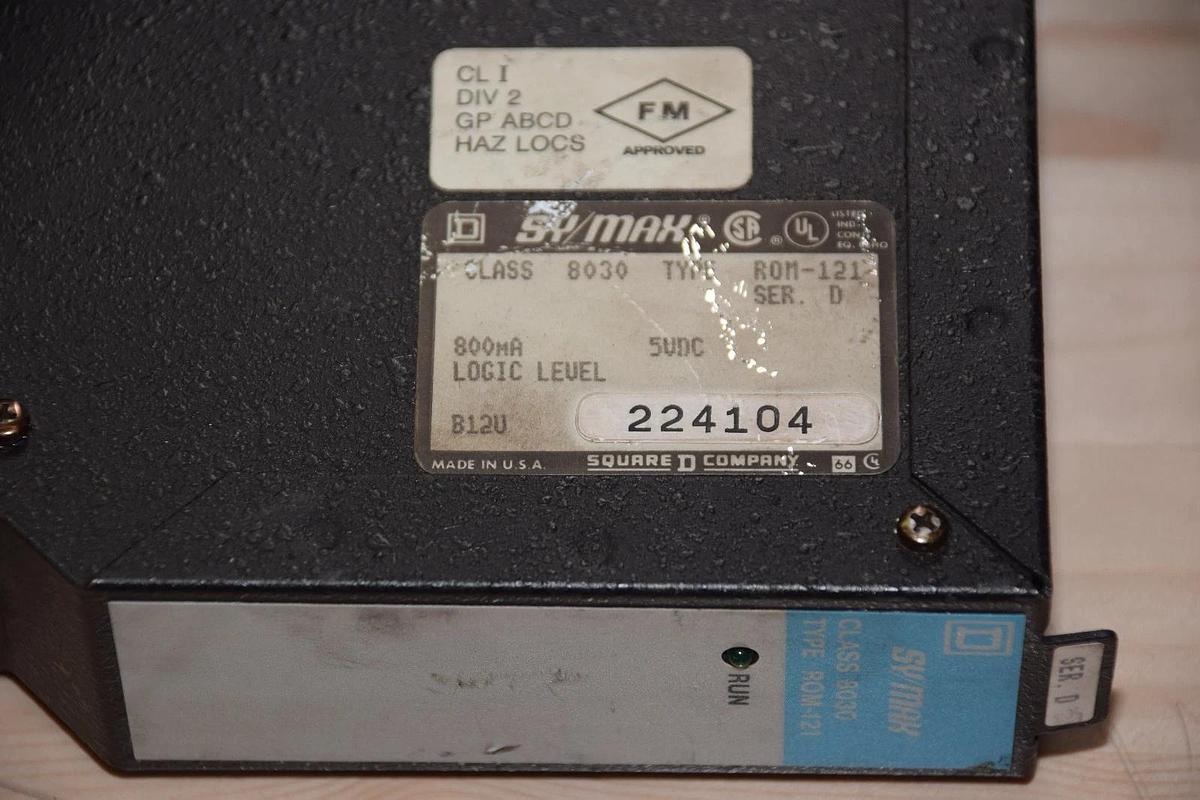 Used SQUARE D SY/MAX ANALOG INPUT MODULE 8030 RIM-121 SER. D 800ma 5 VDC