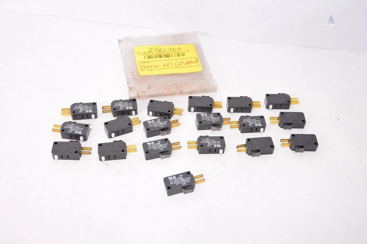 (NEW - Lot of 19) HONEYWELL V7-1C17D8 125-277V 15.1Amp Plunger Snap Switch