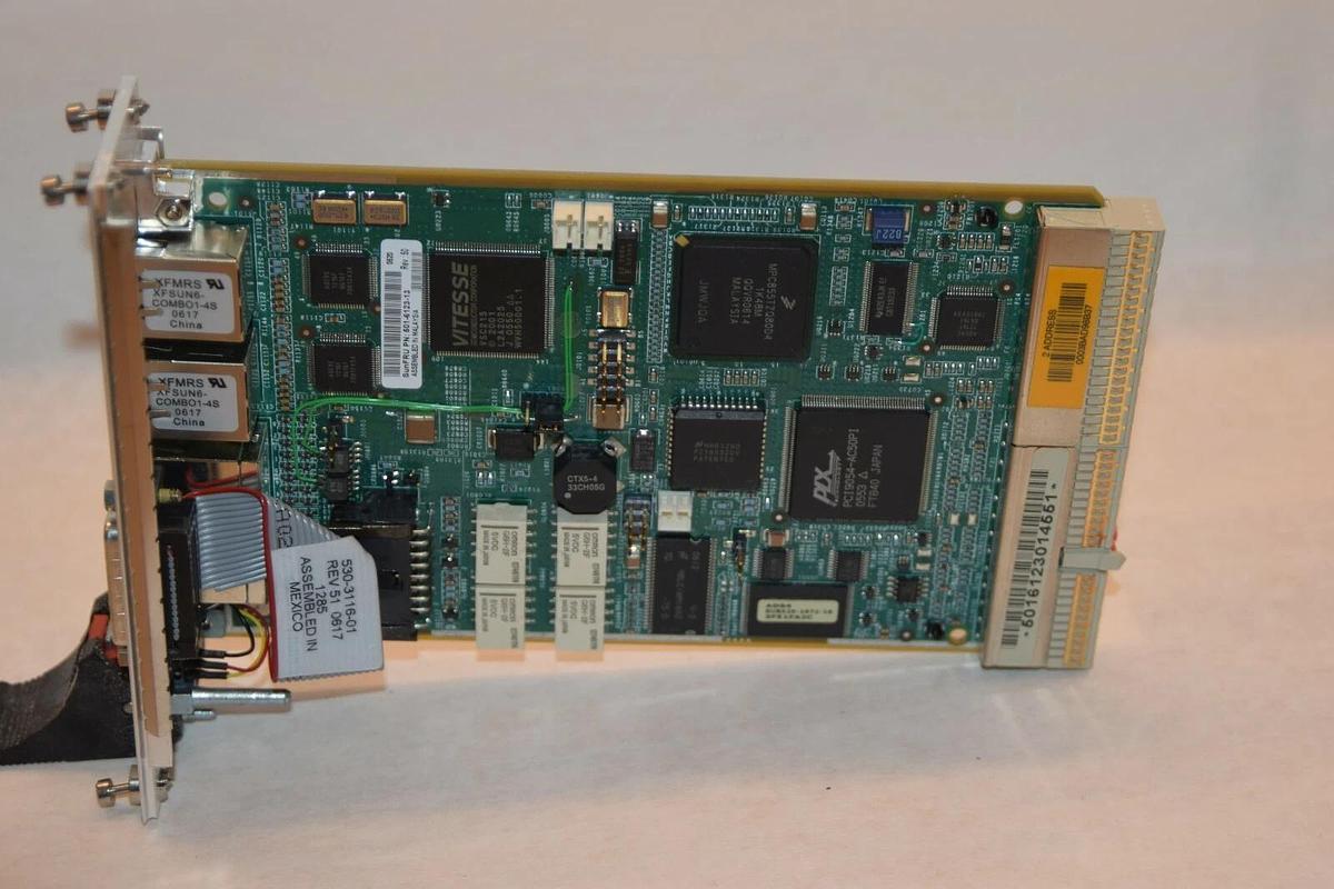Used Lucent CC 408863686 Compact PCI R2 3U Alarm Card 530-3116-01 FRU Sun 501-6123-13