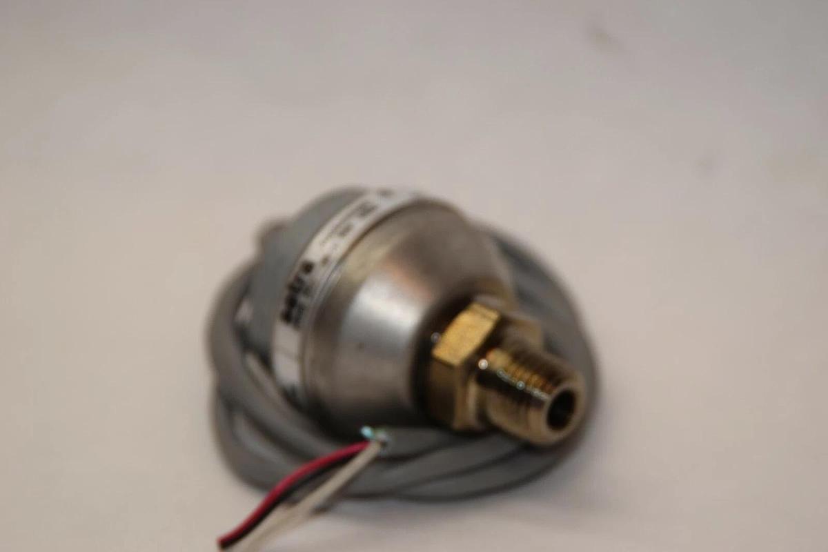 (NEW) SETRA 2091005PC2M1102 -14.7-5 psig 24Vdc Pressure Transducer