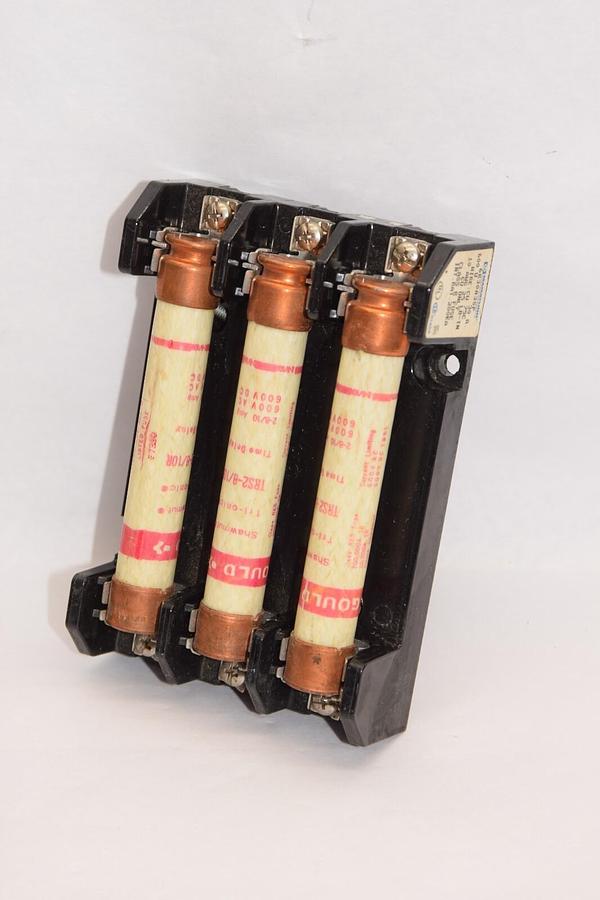 Used MARATHON 6R30A3SP 30Amp 600V Fuse Holder With Gould TRS2-8/10R Tri-Onic Fuse