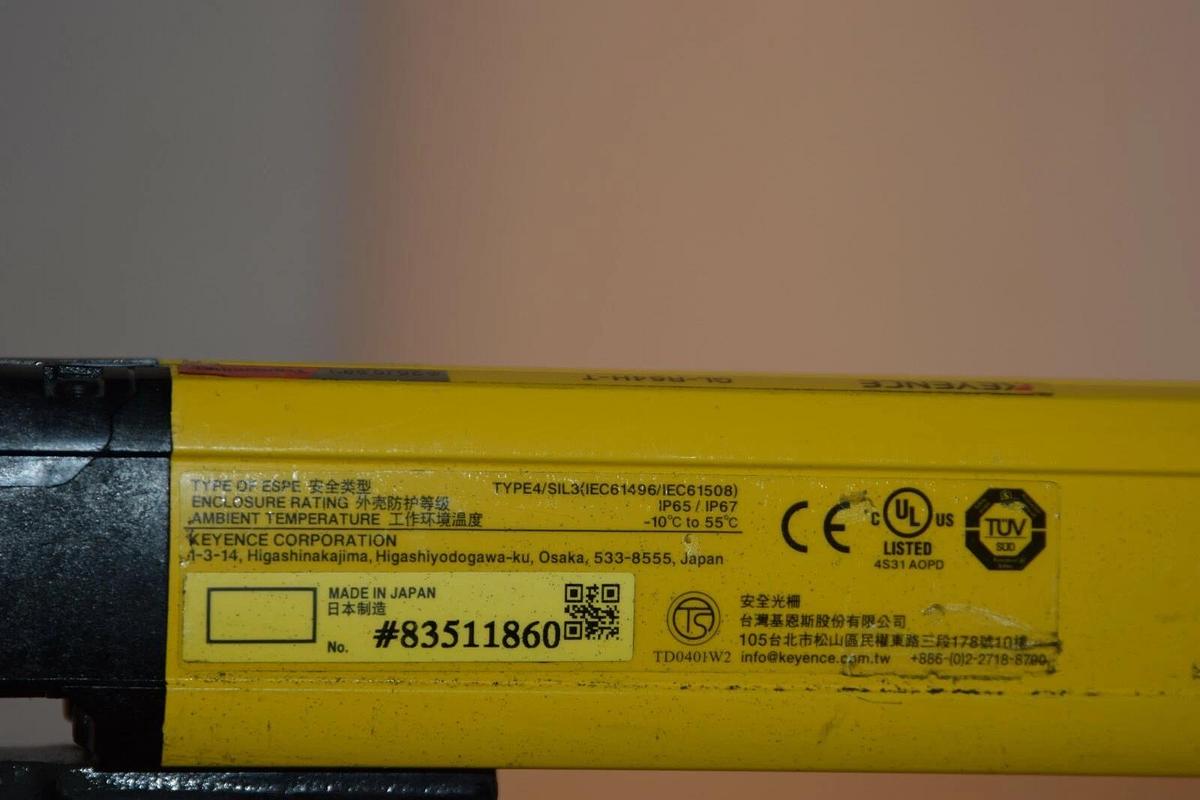 Used Keyence Light Curtain Transmitter GL-R64H-T 1260mm  GLR64HT
