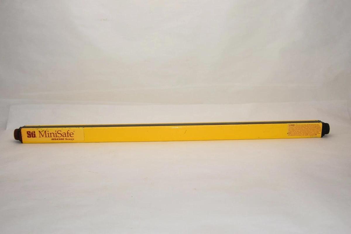 Used STI MS4324BR 42672-0240 Range 1-30' MiniSafe Receiver Light Curtain