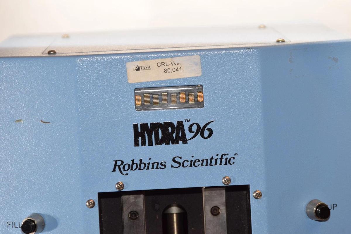 Used ROBBINS SCIENTIFIC Hydra96 115V 60H 240W Liquid Handler System