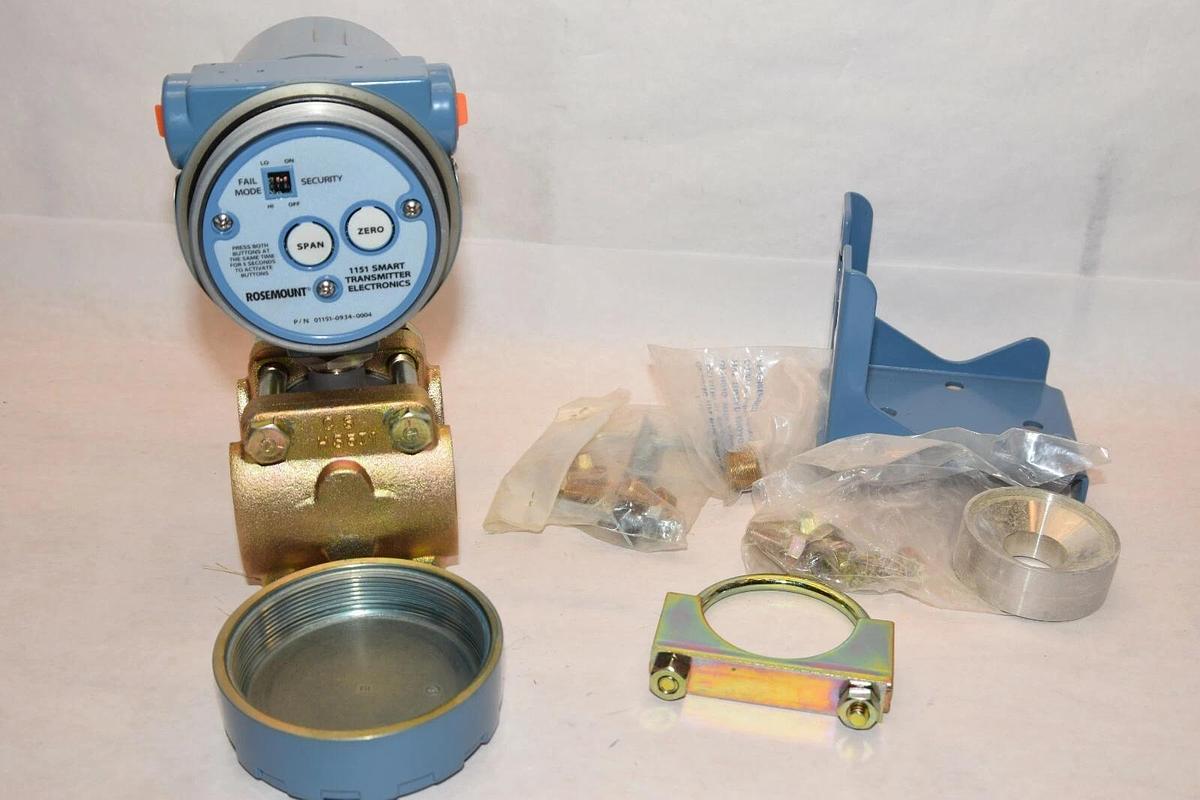 ROSEMOUNT 1151GP7S22M1B1 1151 SMART TRANSMITTER  0-300 PSI  output 0-20MA