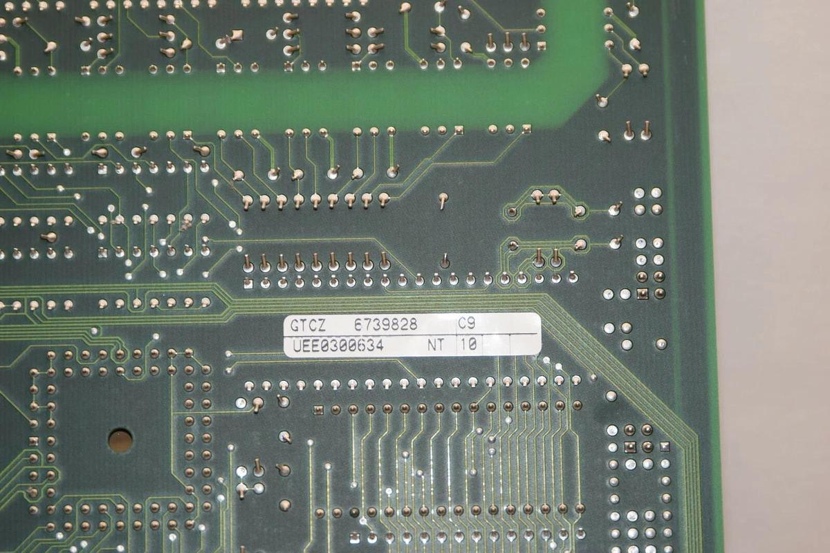 (NEW) MERLIN GERIN / GTCZ 6739828 PC Control Board