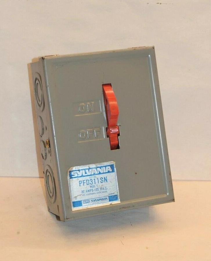 (NEW) SYLVANIA PFD311SN 30A Vintage Industrial Fuse Box