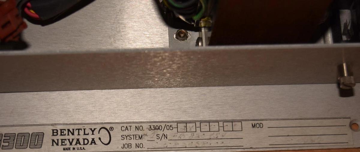 Used Bently Nevada 3300/05-24-00-00 10-Slot Rack Chassis 330005240000