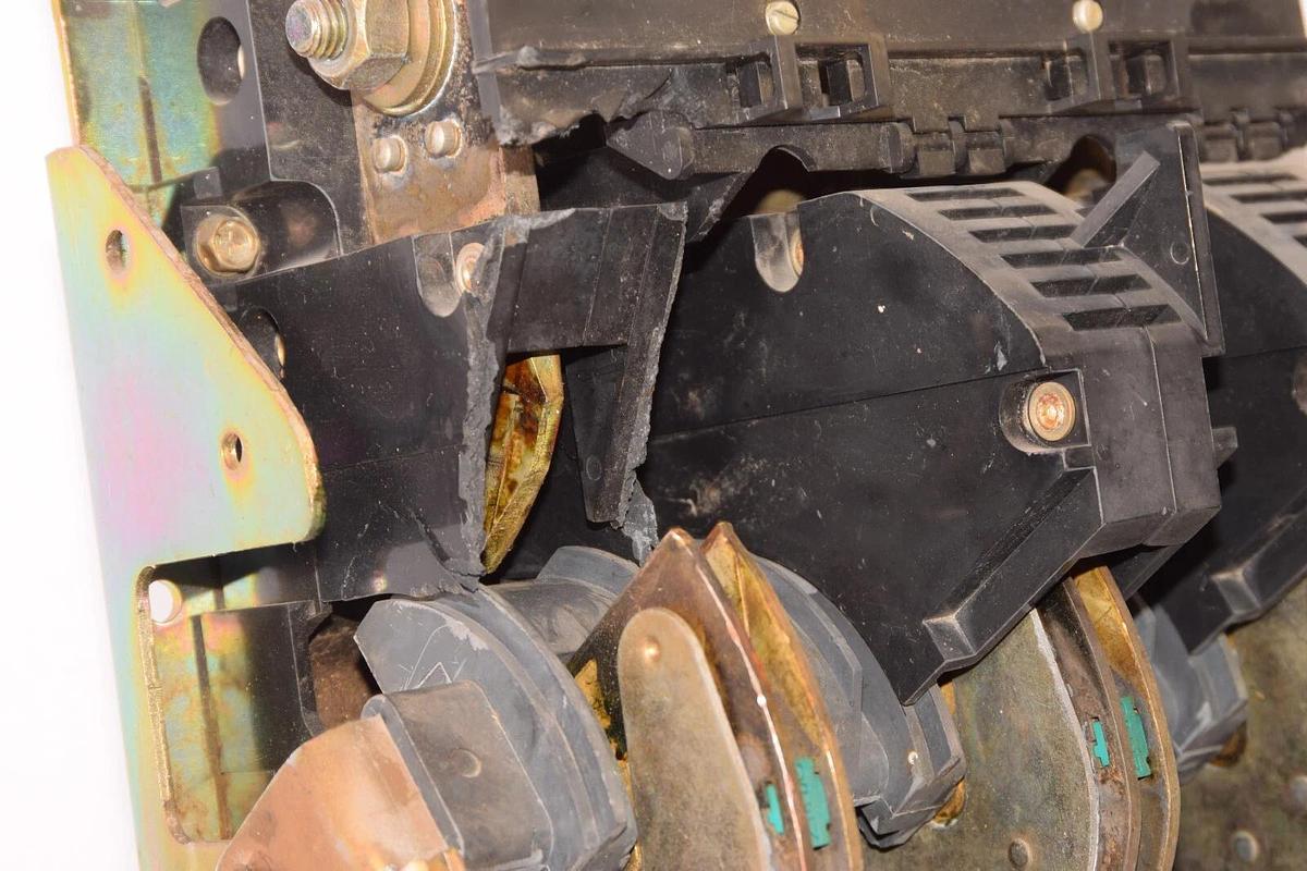 Used ALLEN BRADLEY 1494V-DS400 Series A 400A 600V Disconnect Switch *As-is*