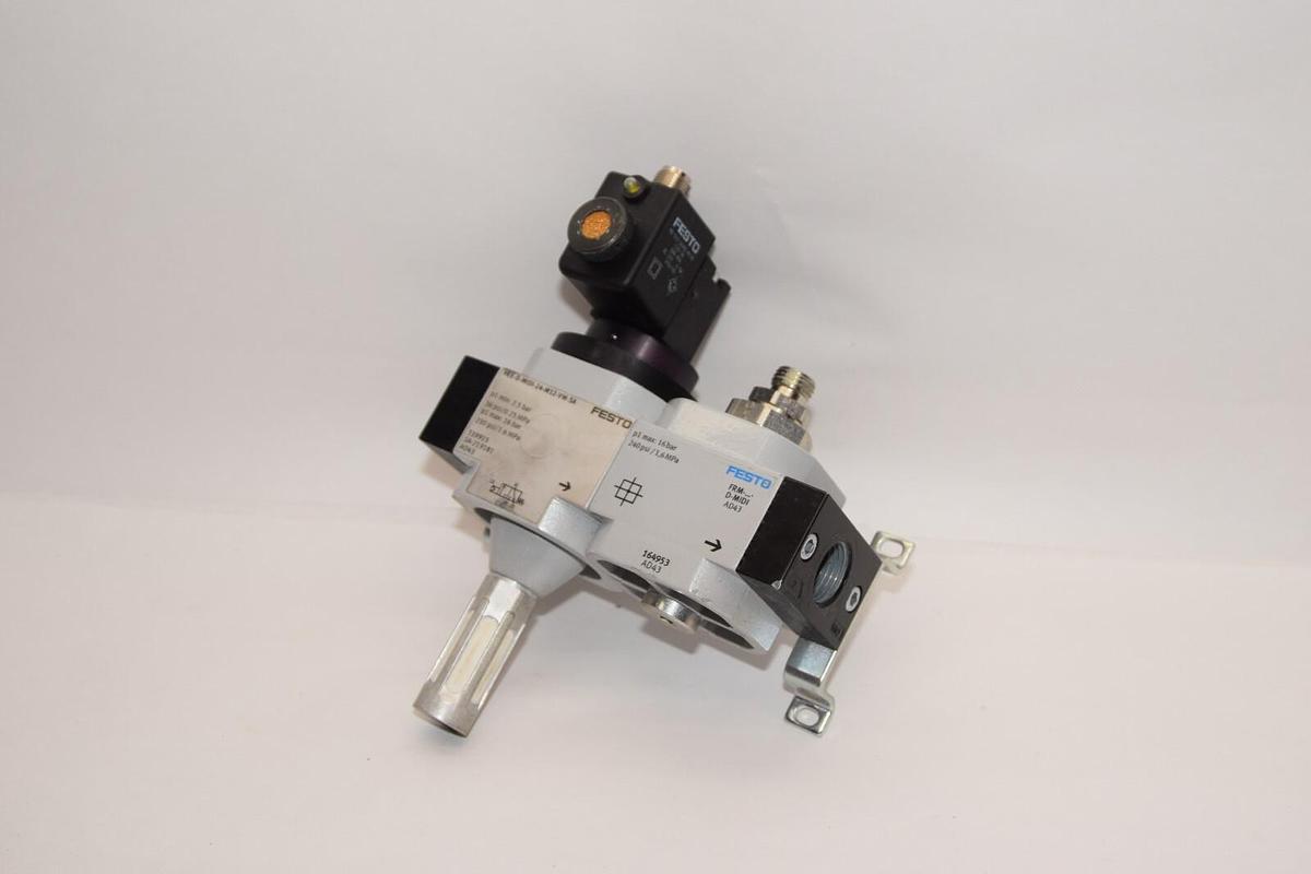 Used FESTO HEE-D-MIDI-24-M12-VW-SA 539915 SA-219181 On/Off Valve