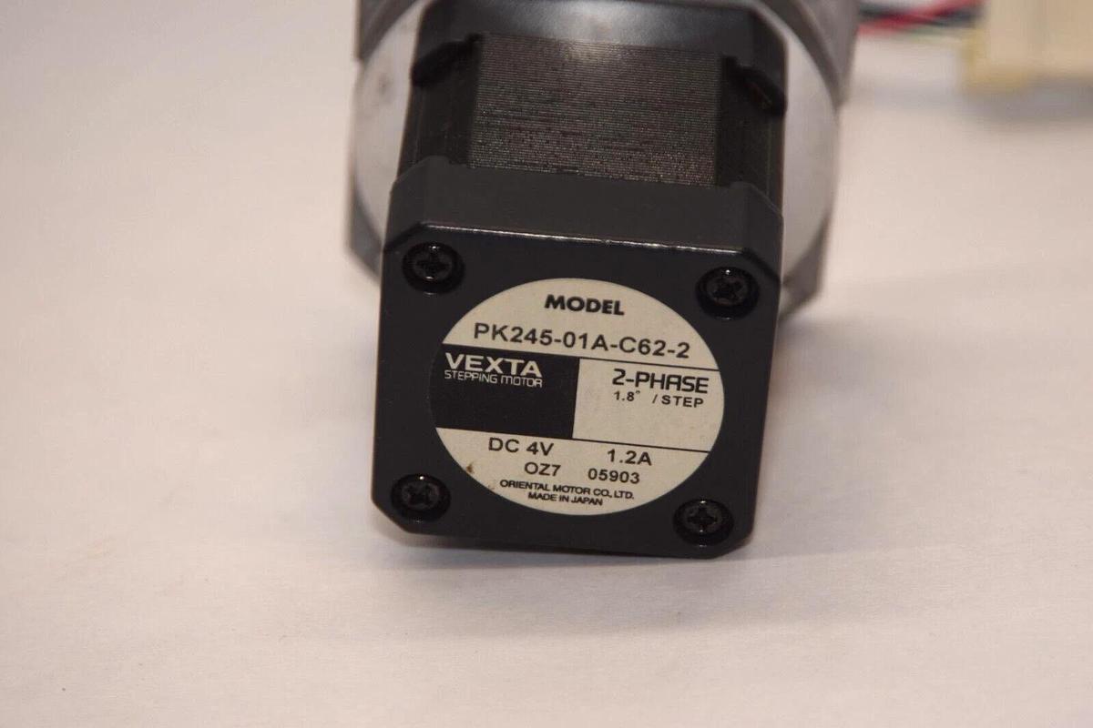 Used VEXTA ORIENTAL MOTOR PK245-01A-C62-2 4V 1.2A 2-Phase Stepping Stepper Motor