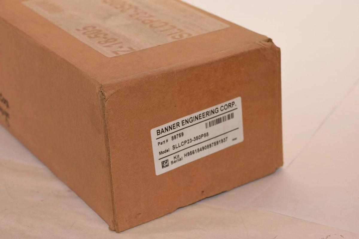 (NEW) BANNER SLLCP23-350P88 , 89759 Emitter/Receiver EZ Screen Light Curtain