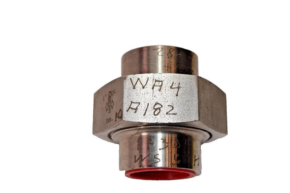 Union Socket Pressure Stainless Steel Weld Coupling 1" F 304 WA4 A183 WS (New)