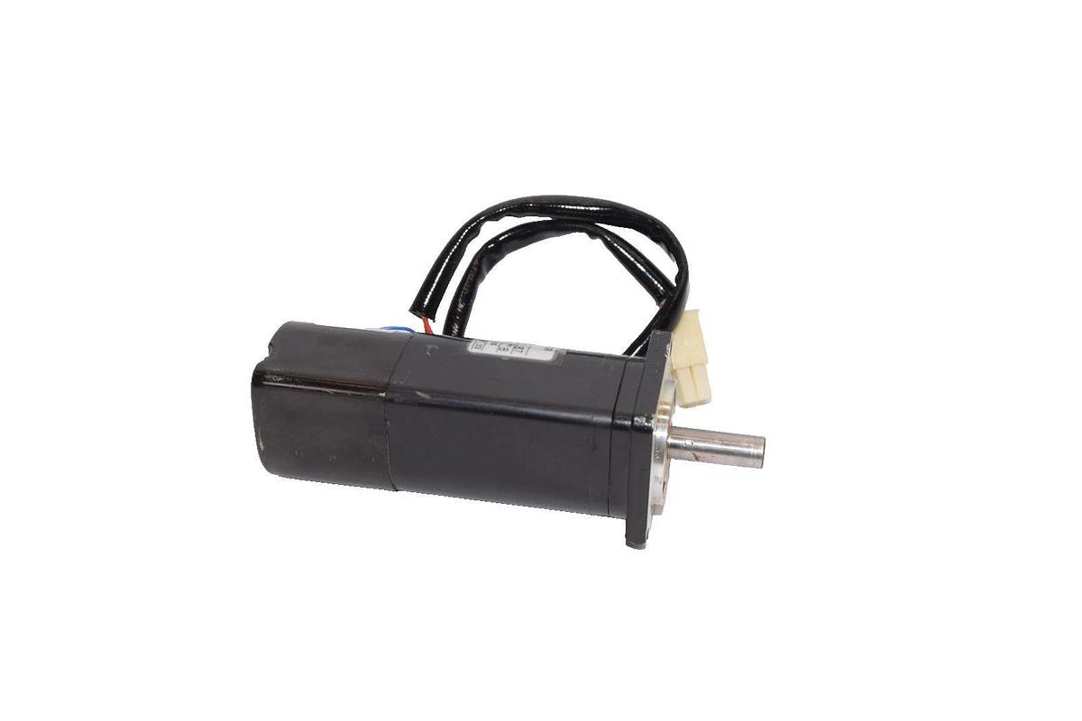 Yaskawa Electric AC Servo Motor SGM-01A312 100W 200V 0.87A SGM01A312 (Refurb)