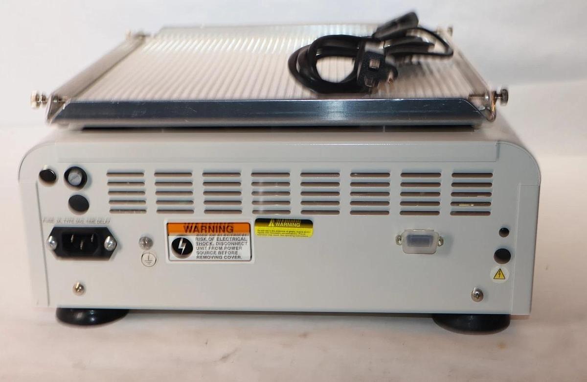 Used THERMO SCIENTIFIC MAXQ 2000 CO2 RESISTANT DIGITAL SHAKER SHKE2000CO2