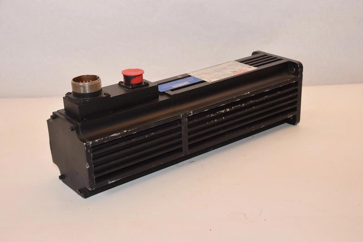 Used ELWOOD GETTYS S43F-R00-2010 1.56HP 1.17kW 4.4A 2500rpm Servo Motor