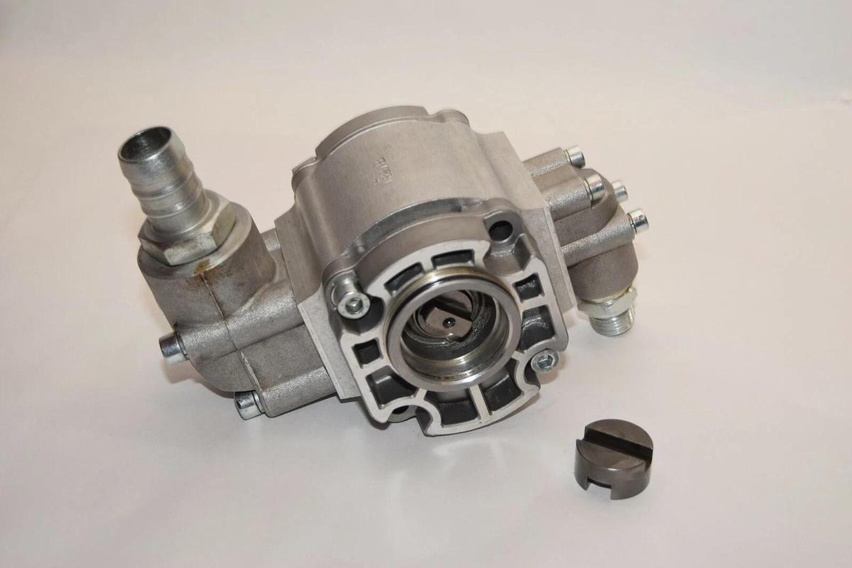 Used Eckerle Hydraulic Pump EIPS2-019LD34-12 6000200019 EIPS2019LD3412