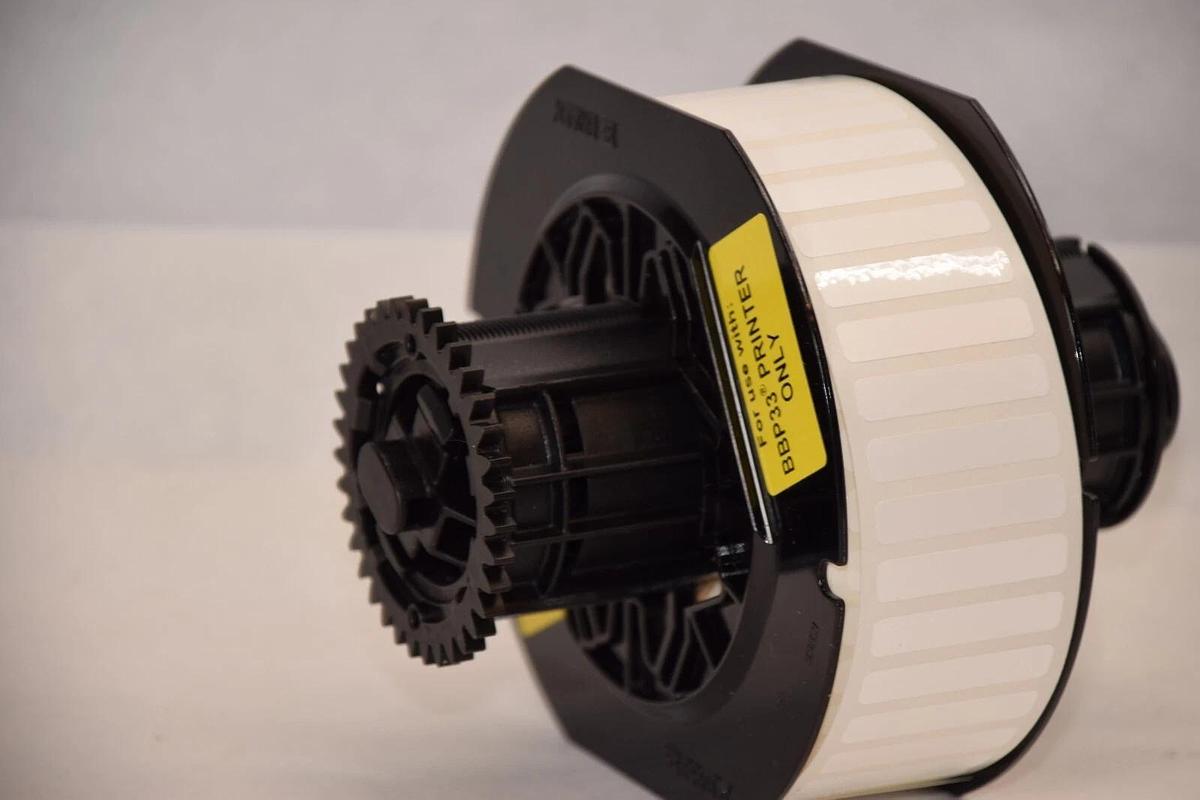 Used BRADY B33-43-423 0.25" x 1.25" White Workhorse Labels