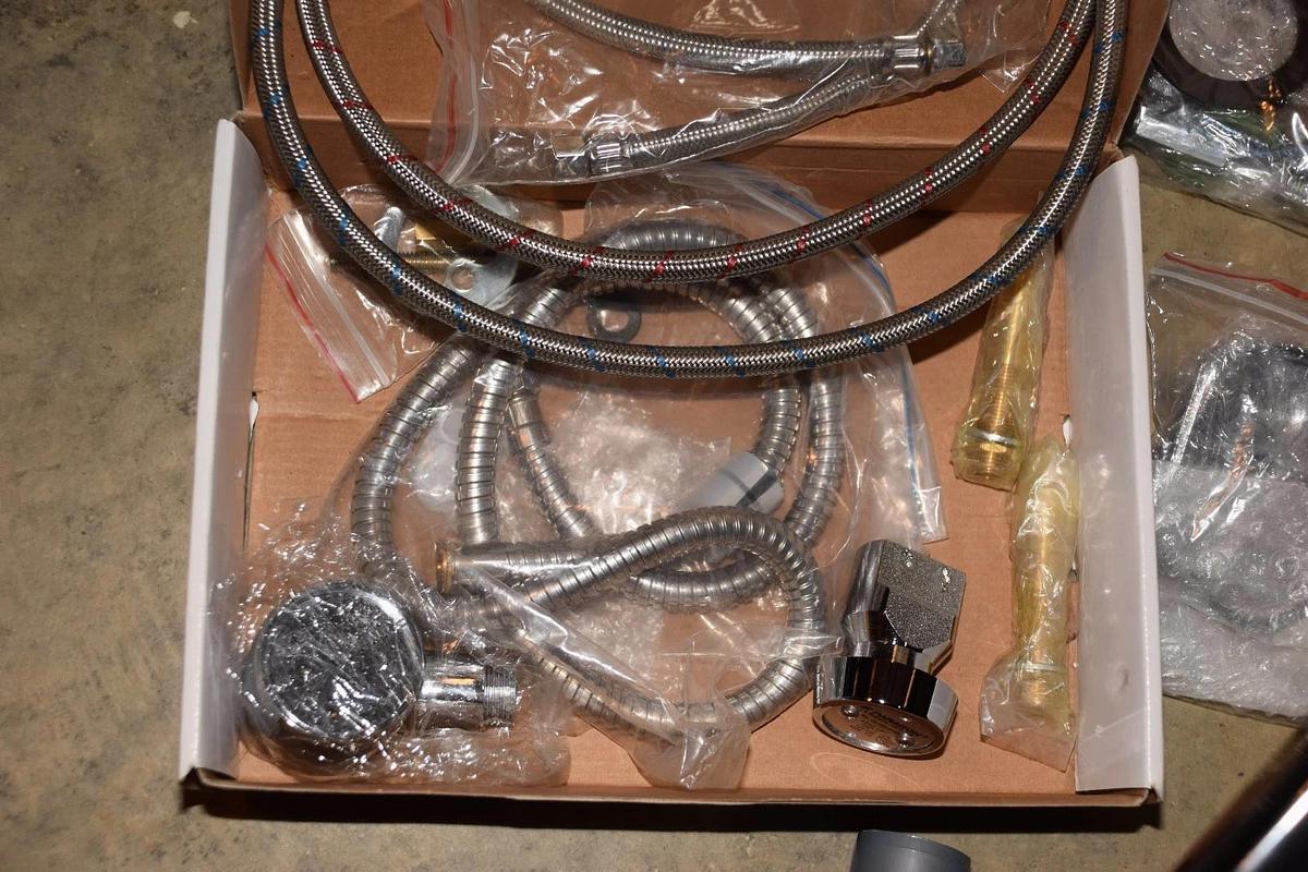 Used (New) Paragon 12 UPC Black Fiberglass Salon Shampoo Bowl sink with GLT-05 faucet