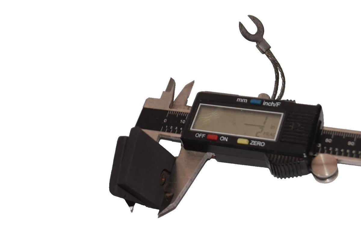 Southern Carbon Motor Brush Brushes 89 1" x 1/4" x 1-7/16" 89KJ *NEW Lot of 2